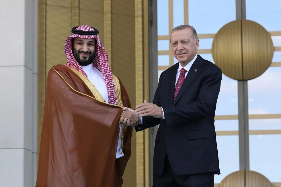 Turkey, Pakistan, Saudi Arabia sign a mutual defense deal, and other Middle East news