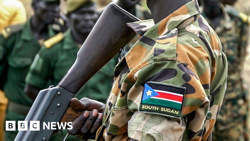 South Sudan army chief gives soldiers seven days to crush rebellion