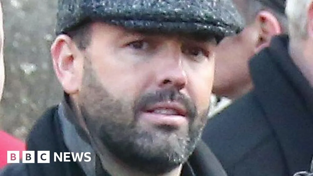 Suspected crime boss Daniel Kinahan to be returned to Ireland in high-security operation 