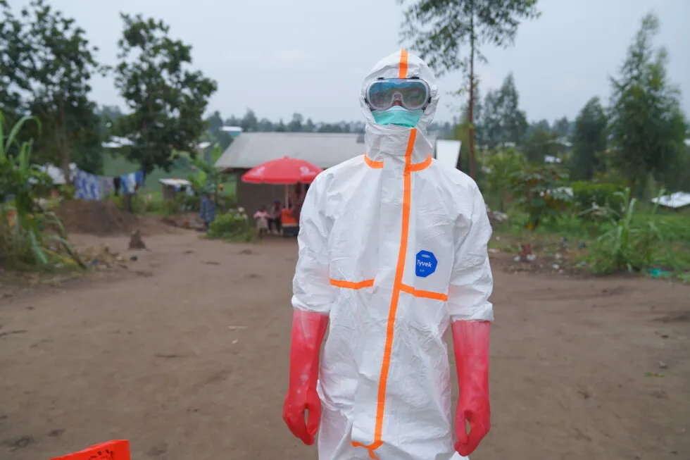 No Ebola cases found on quarantined river boat, Congo authorities say