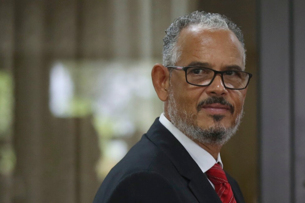 Haiti’s transitional council deepens political chaos by voting to oust the prime minister