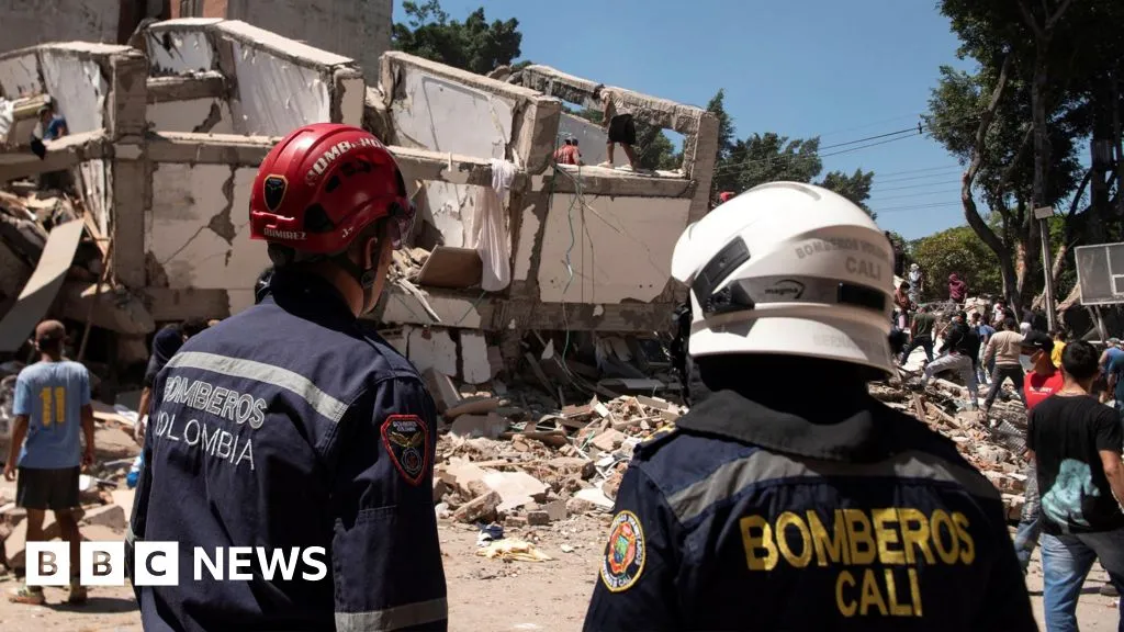 At least 132 killed in Colombia's largest earthquake in years