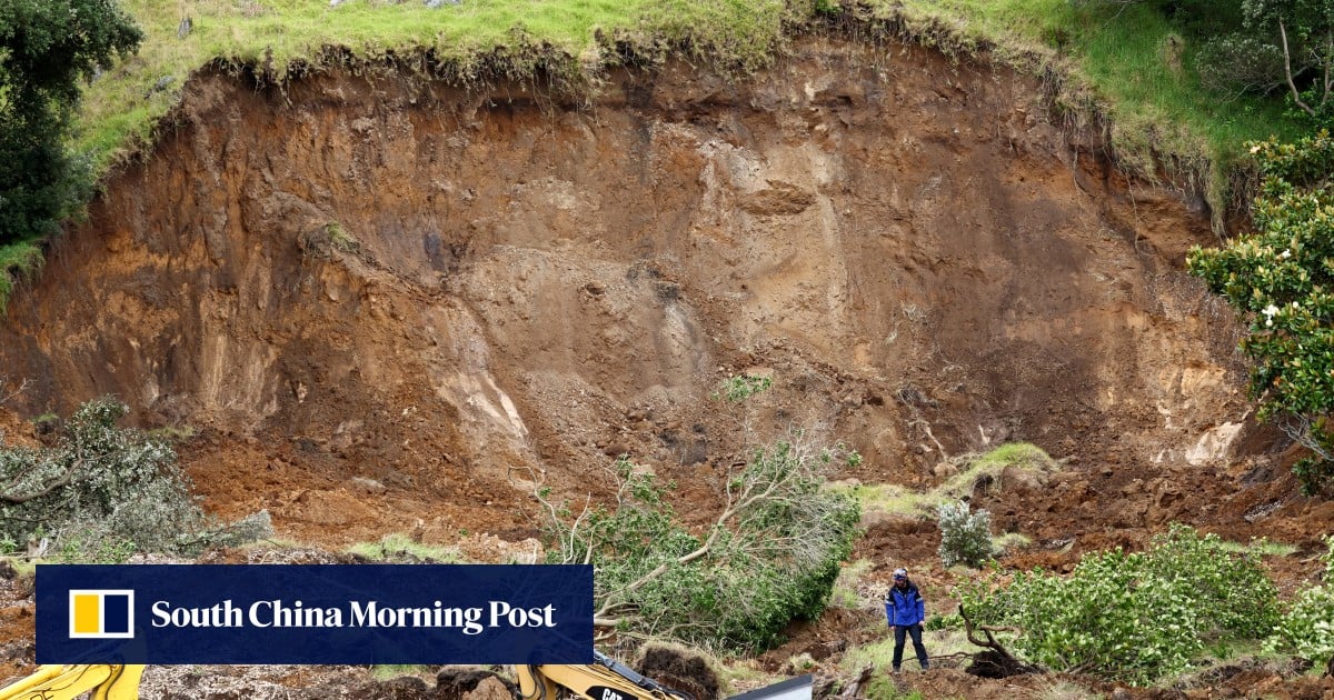 New Zealand landslide: human remains found as operations move from rescue to recovery
