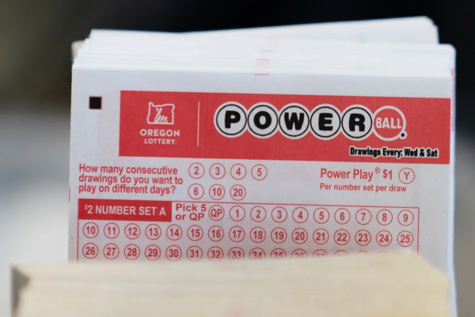 Winning ticket for $1 billion Powerball jackpot was sold in Illinois