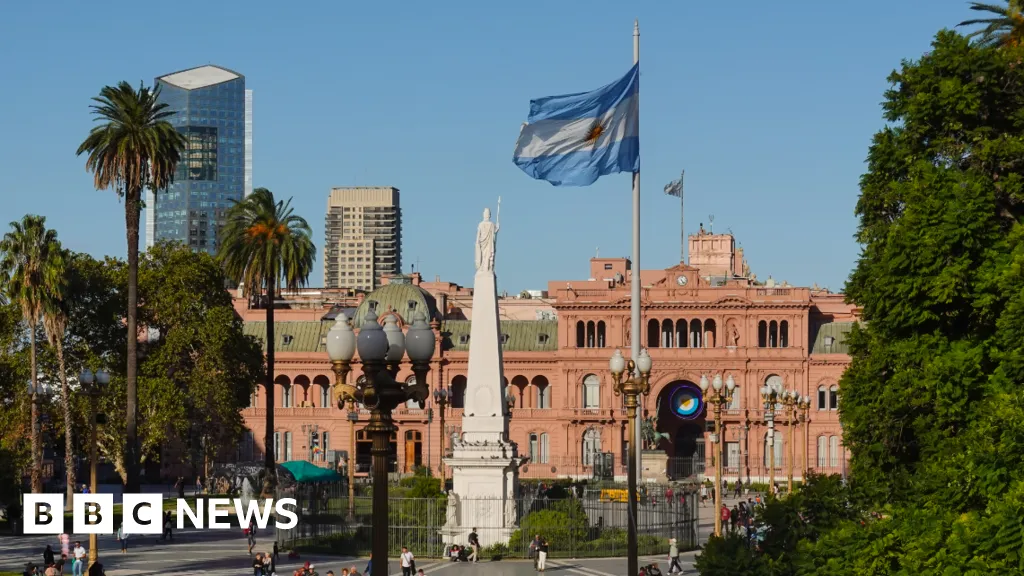UK diplomats no longer get hardship bonus for being posted to Buenos Aires