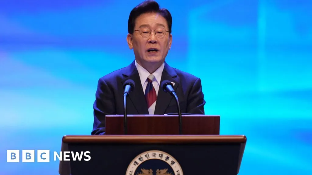 South Korea proposes talks to officially end war with North