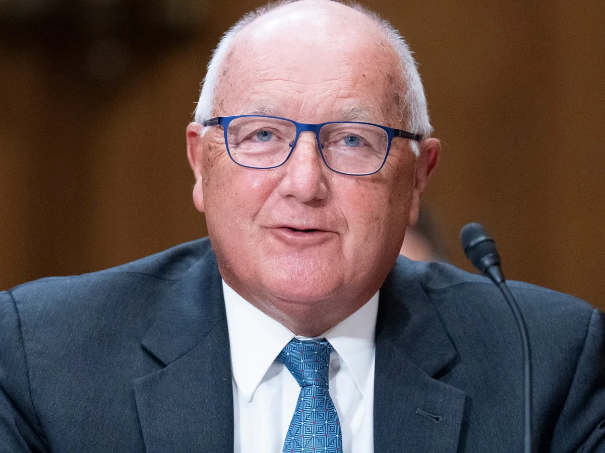 Canadian petition to expel US ambassador gains over 170,000 signatures