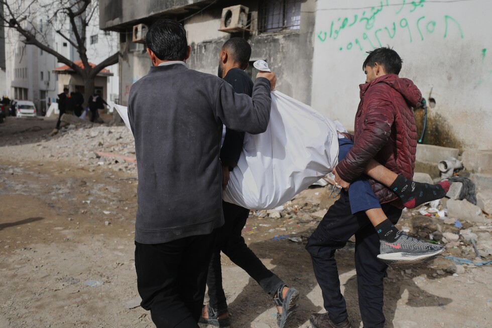 US envoys meet with Netanyahu and urge Israel to move into the second phase of Gaza ceasefire