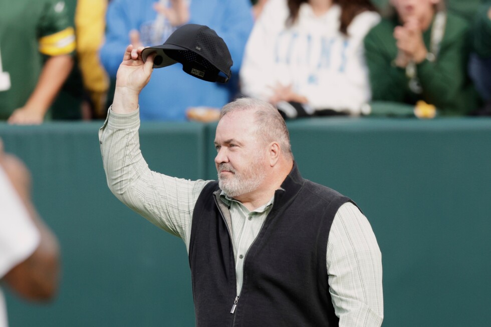 Steelers are close on a deal to make Mike McCarthy the coach of his hometown team, AP source says