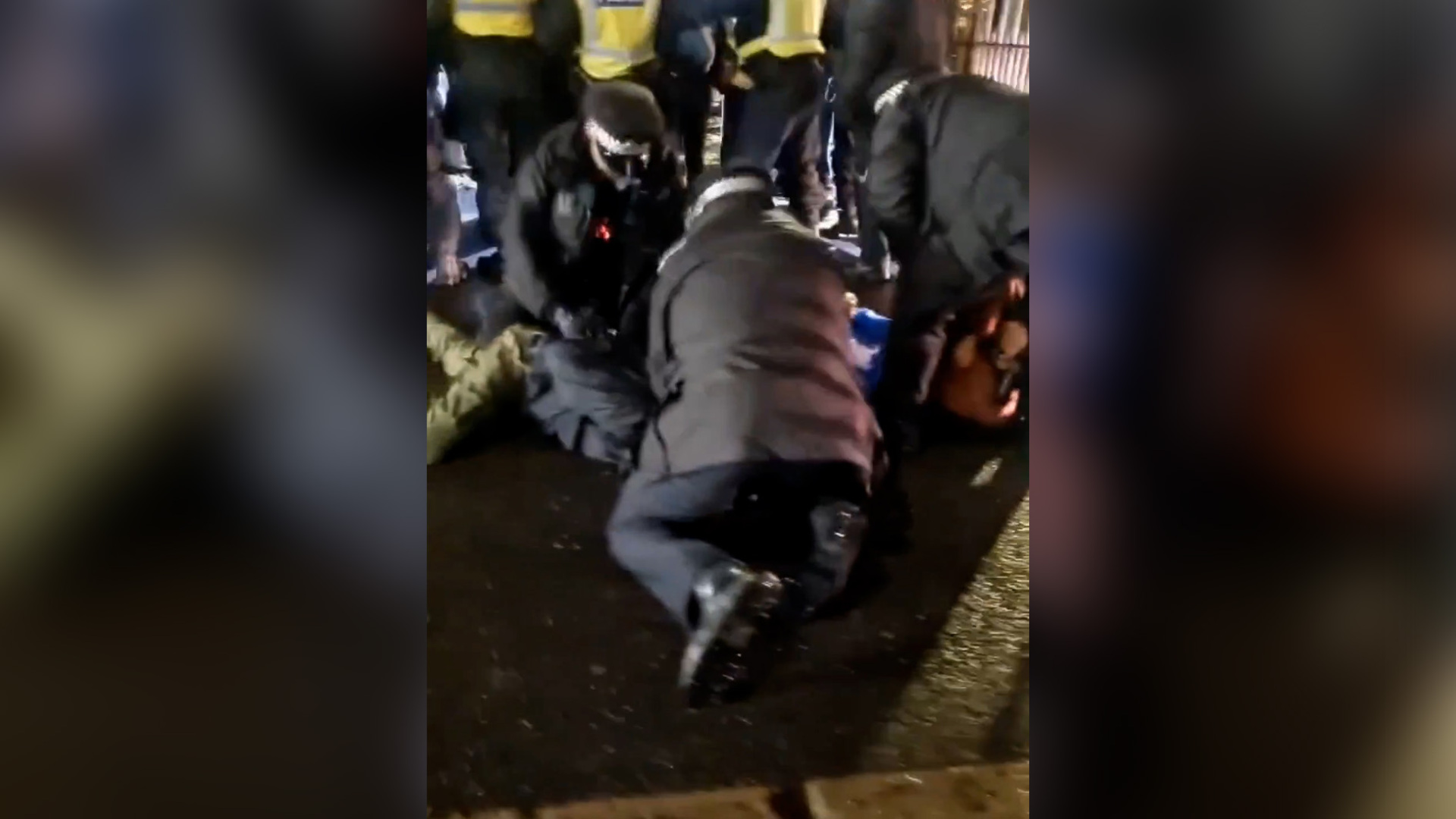 Mass arrests at UK protest in support of hunger-striking detainee