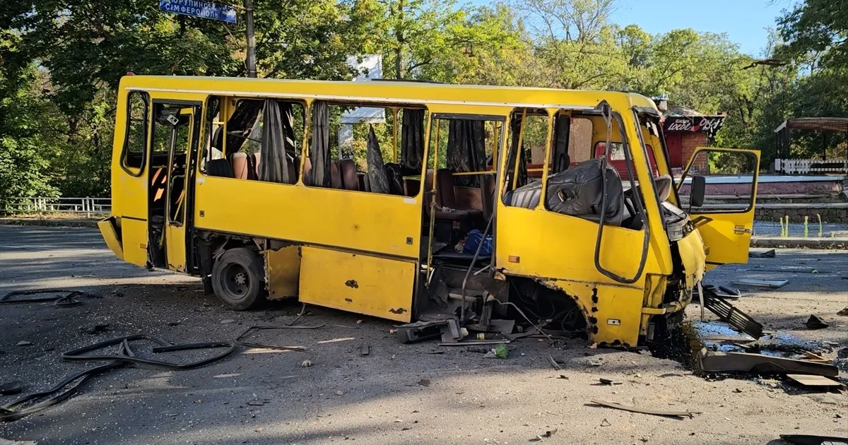 At least five killed in Russian air attacks on Ukraine