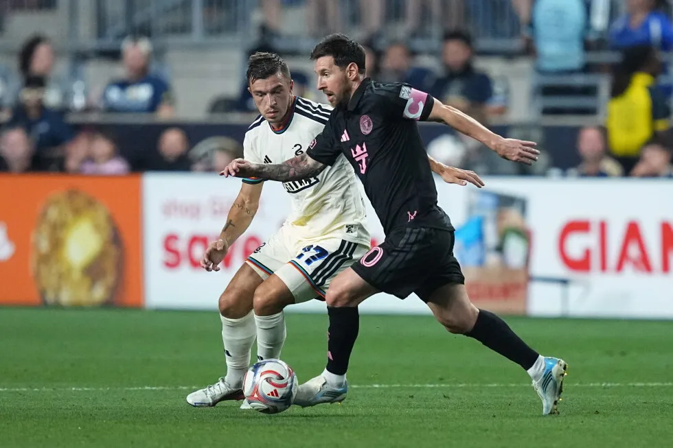 Messi has a goal and assist as Inter Miami plays the Union to a 2-2 draw