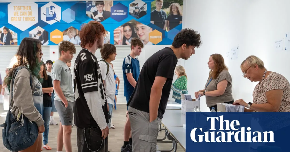 GCSE results: almost one in four boys in England get top grades in maths