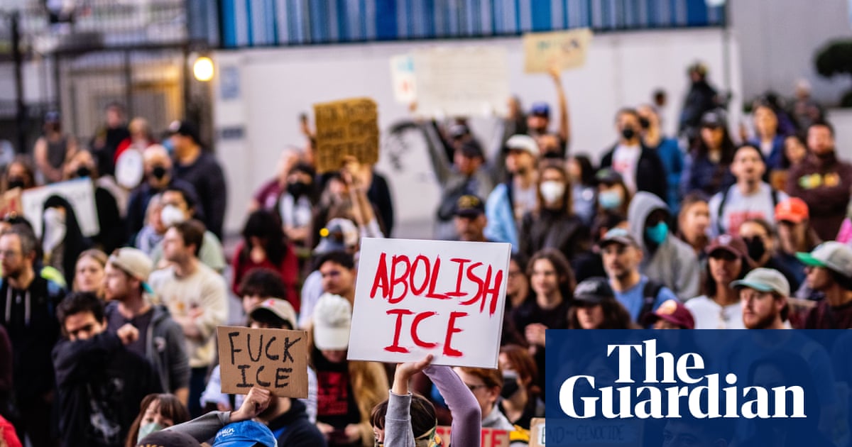 Calls mount on Trump administration to fully investigate Alex Pretti’s killing