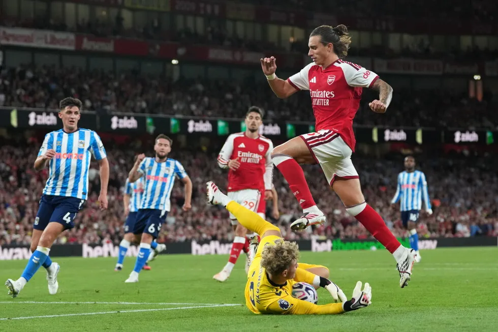 Arsenal, Marseille and Real Betis begin league campaigns with wins and clean sheets