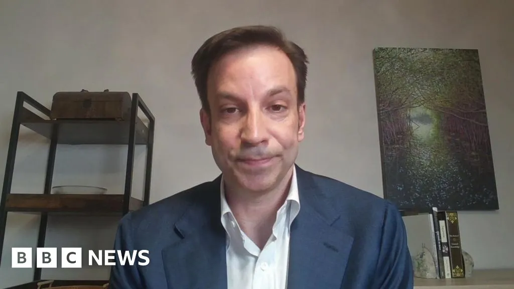 US military newspaper editor voices censorship fears after being fired