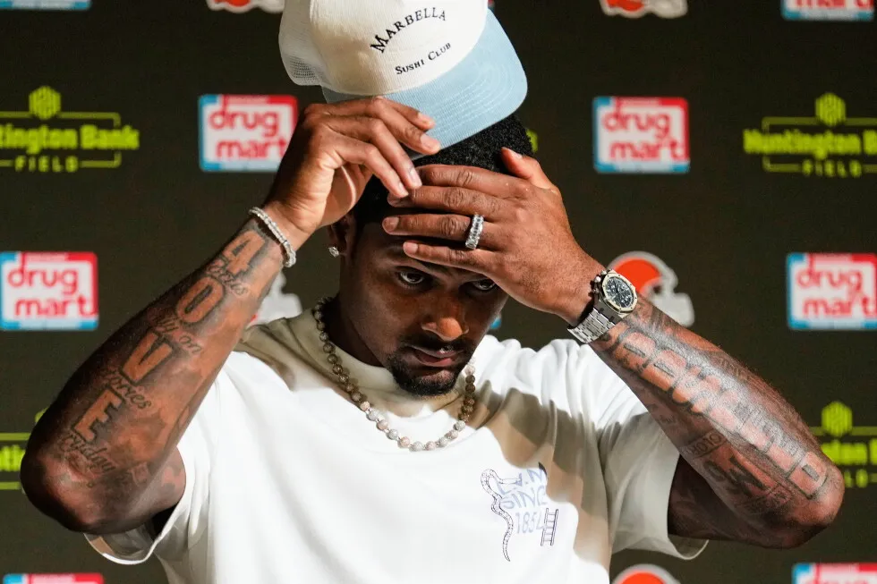 Deshaun Watson calls booing by Browns fans ‘disrespectful’ and ‘personal,’ but QB feels love on road