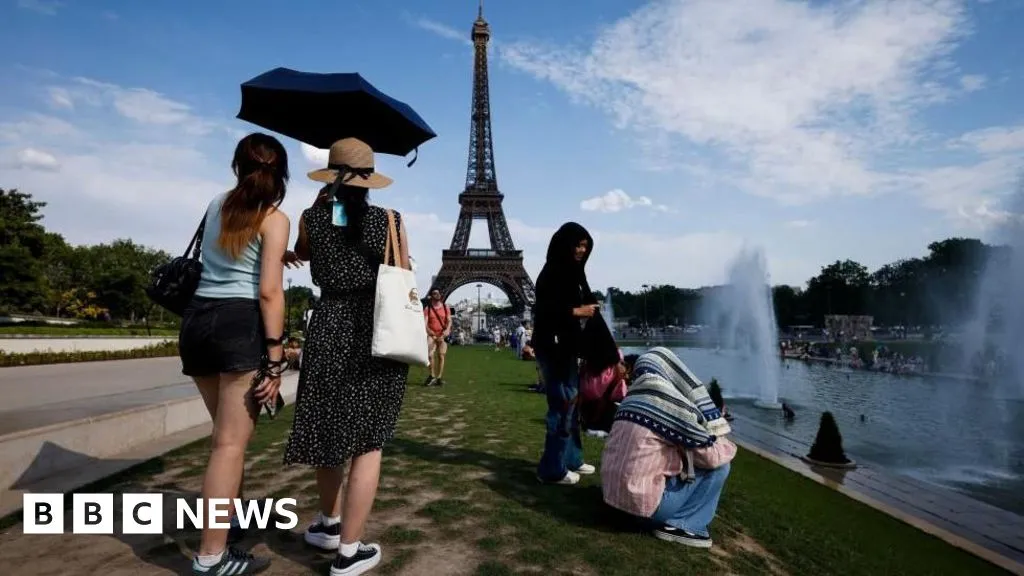 France links rise in drownings to heatwaves