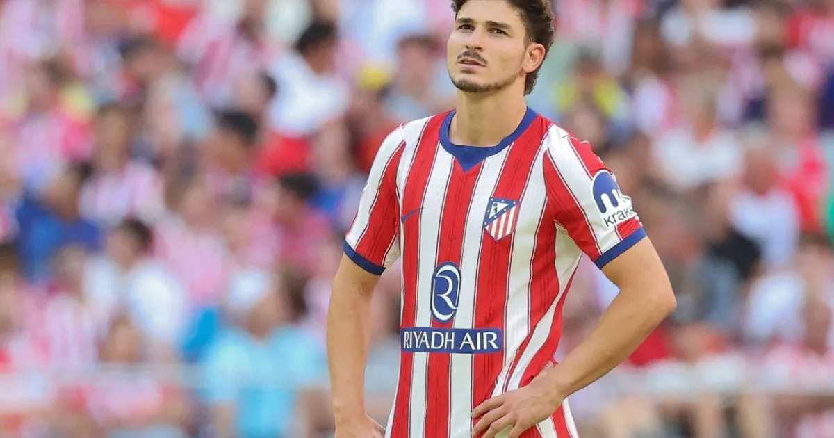 Transfer target Julian Alvarez booed by fans in Atletico Madrid win