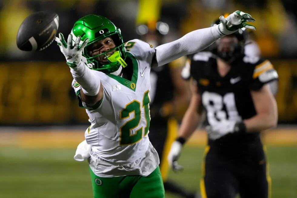 One is making his name in tackle football, the other in the soccer version: Meet the Flowers