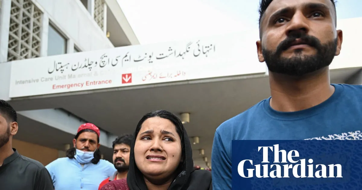 At least 14 newborn babies die in fire at Pakistan hospital’s maternity ward