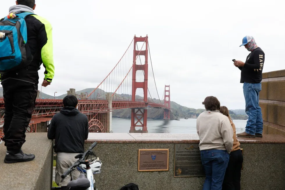 Felony charges dropped against Golden Gate Bridge protesters