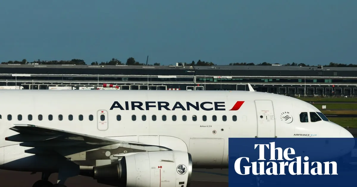 Flight attendant’s breast cancer was occupational disease, court rules