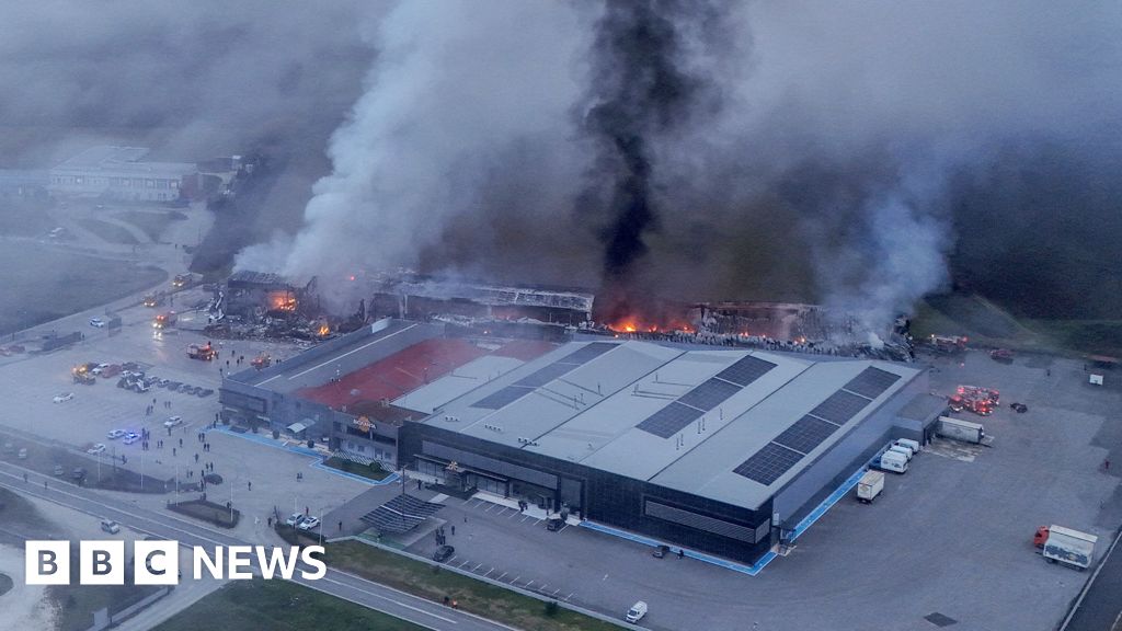 Greece biscuit factory fire leaves at least three dead