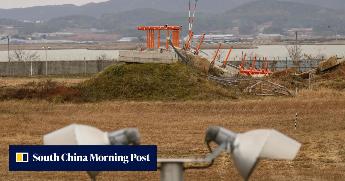 South Korean police look to charge 7 for lying about concrete structure in Jeju Air crash
