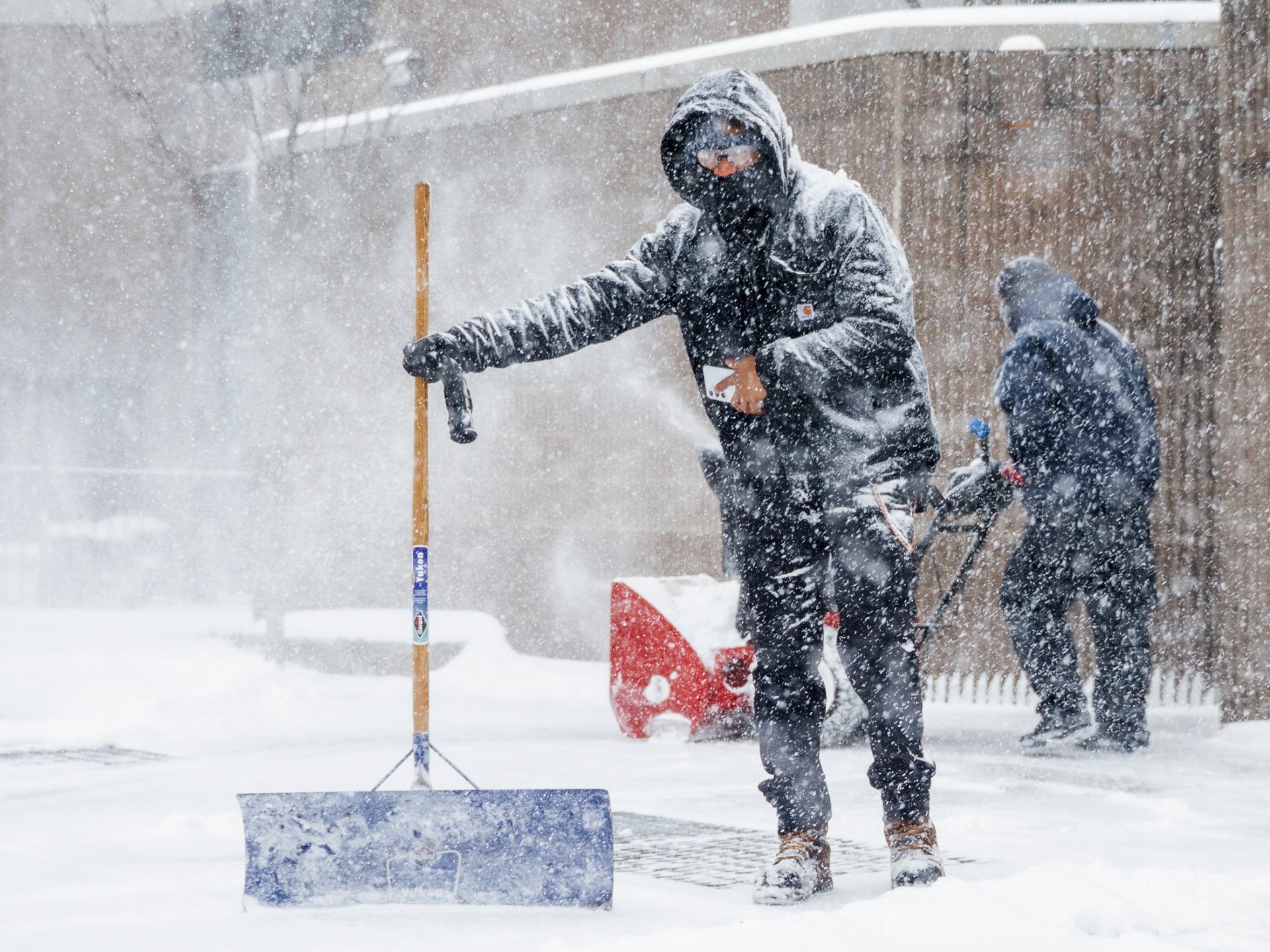 At least 10 people die, million without power as winter storm grips US