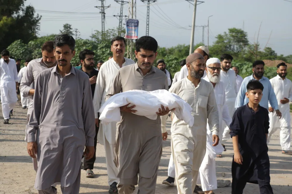 Pakistani investigators visiting hospital nursery where fire killed 14 newborns