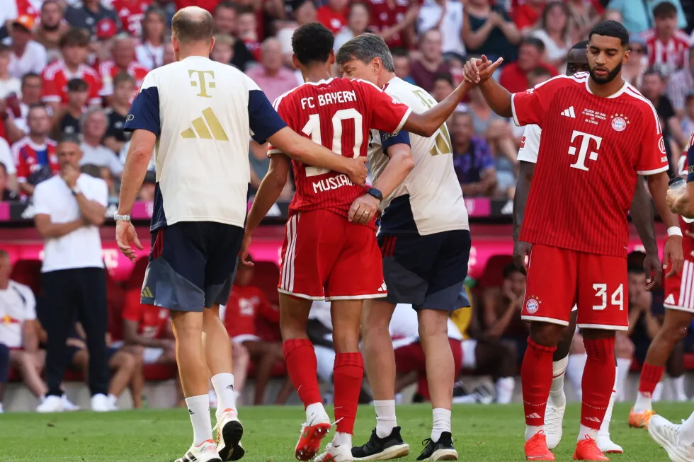 Kompany: Musiala back in Bayern team training after collapses, will miss season opener