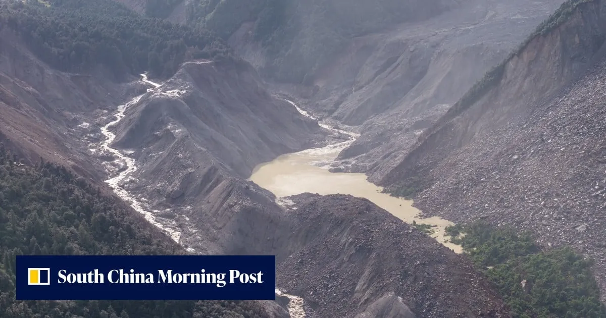 China-Nepal disaster death toll nears 500 as lake overflow threatens rescue work
