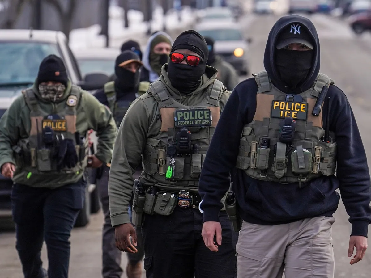 US ICE agency to spend $16.7m on electric shock gloves