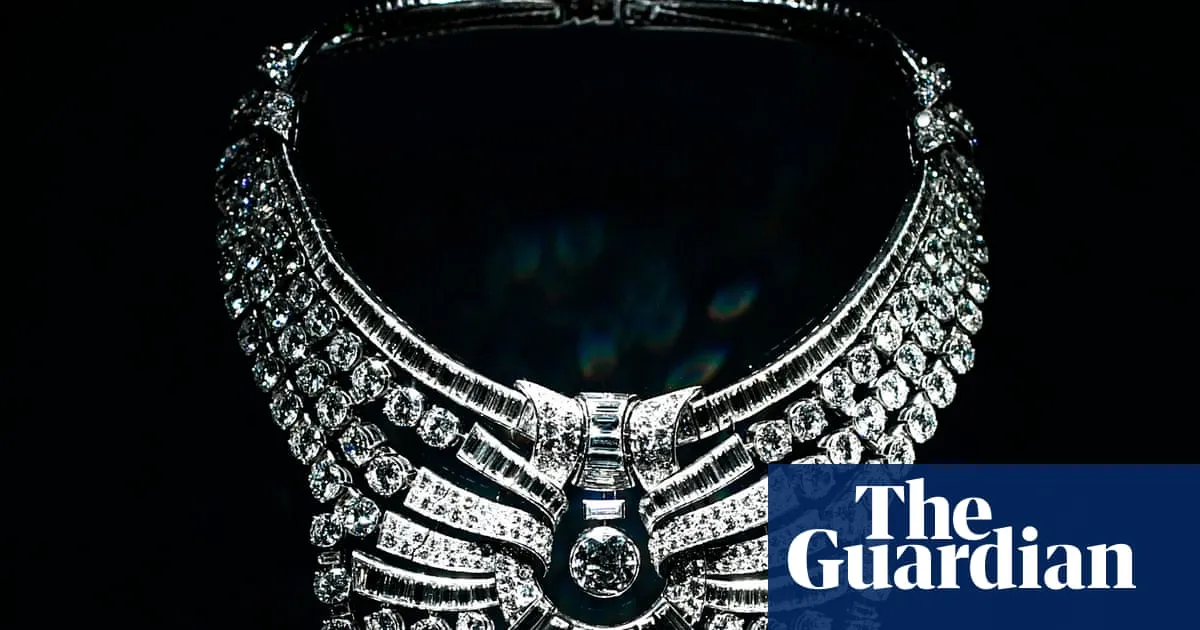 Egyptian queen’s 673-diamond necklace stolen in Vienna smash-and-grab raid