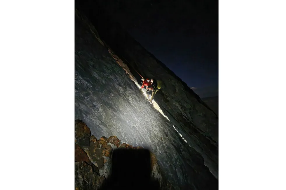 Volunteers rescue climber stranded on small ledge in California’s Sierra Nevada