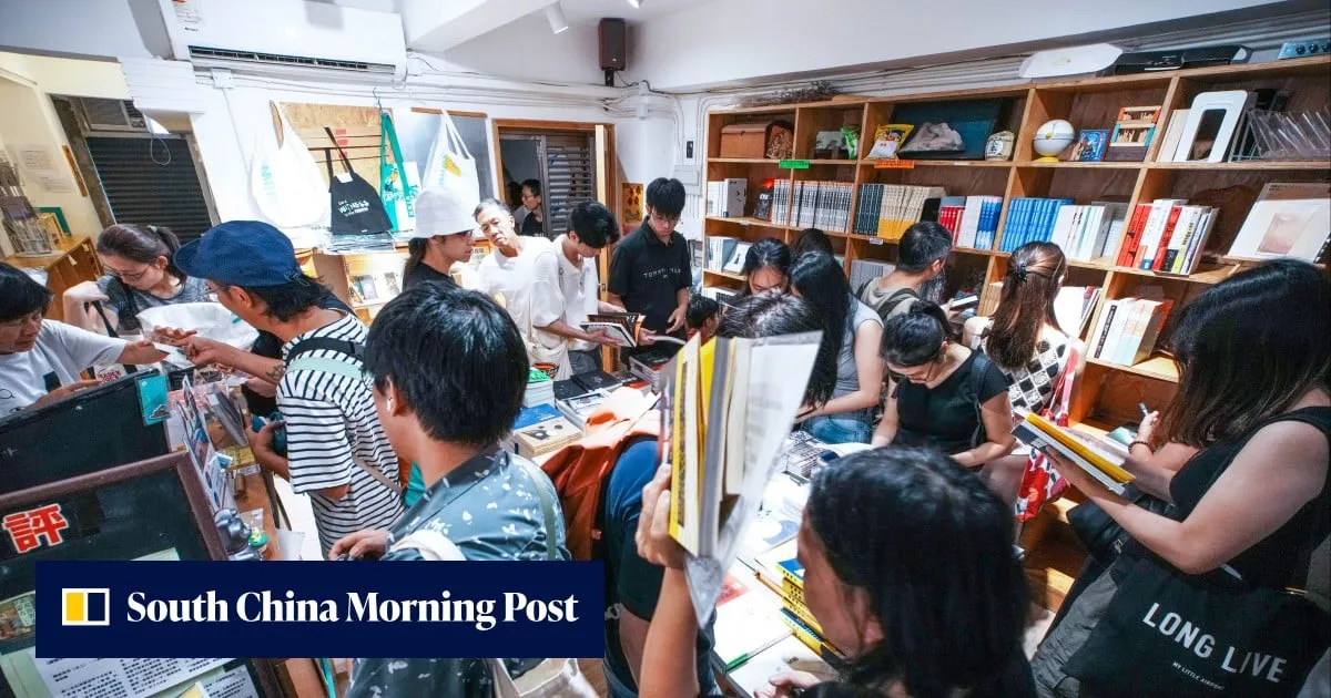 Long queues mark final day as Hong Kong bookstore closes after raid