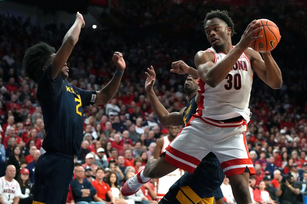 Arizona still unanimous No. 1 in AP Top 25 poll ahead of showdown with No. 13 BYU
