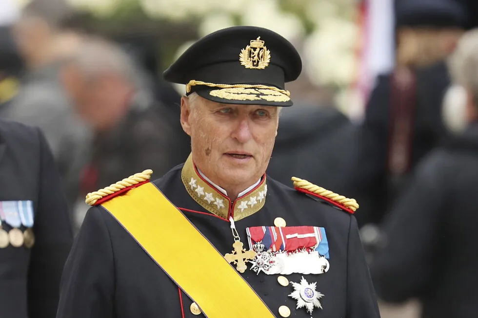 Norway’s Queen Mette-Marit joins procession to bring late King Harald V’s coffin to royal chapel