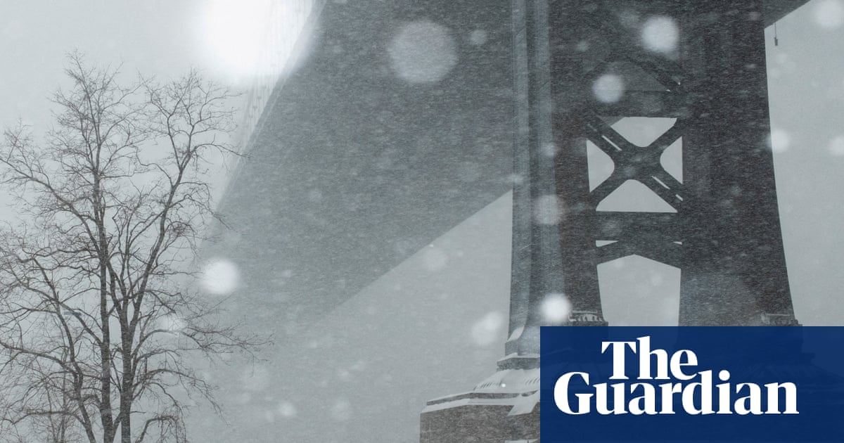US winter storm: at least 18 people dead and nearly 200m under cold alerts