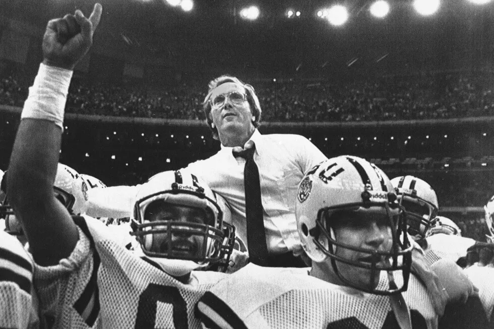 Jerry Stovall, former LSU football coach and All-America player, dies at 85