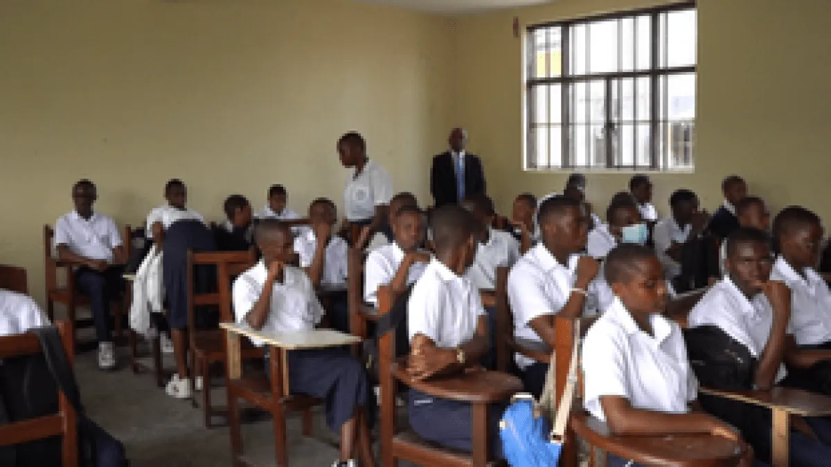 DRC: Ebola fears grow as children return to school