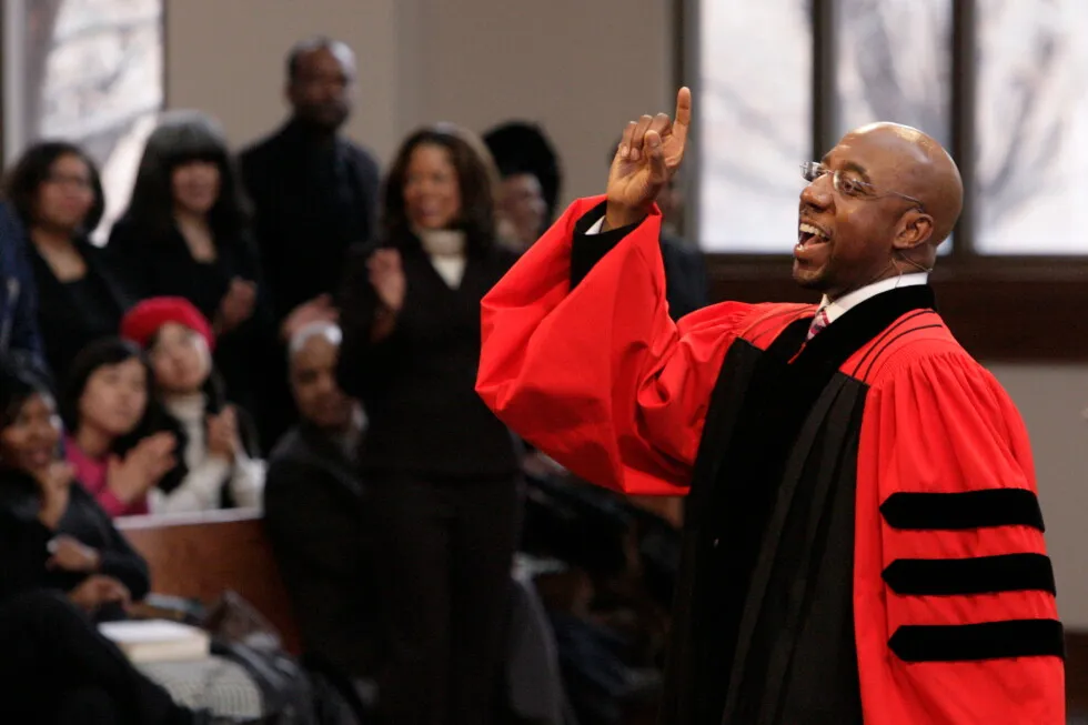 Raphael Warnock has done it. Adam Hamilton wants to follow as a pastor-US senator