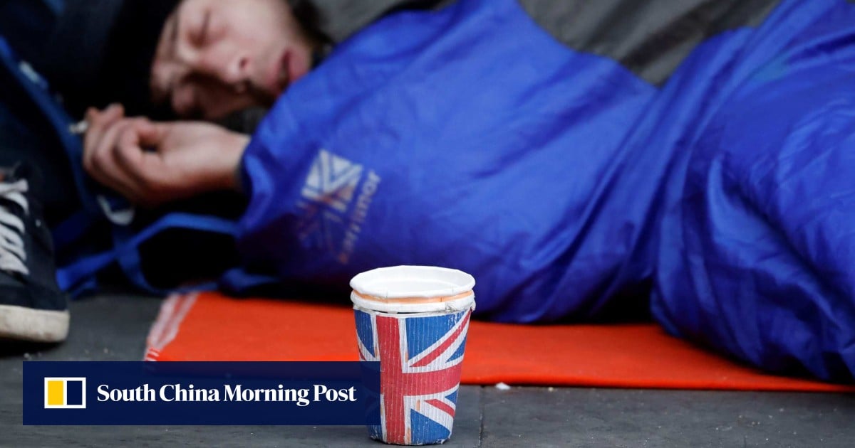 ‘Very deep poverty’ in Britain hits worst level in 30 years, report says
