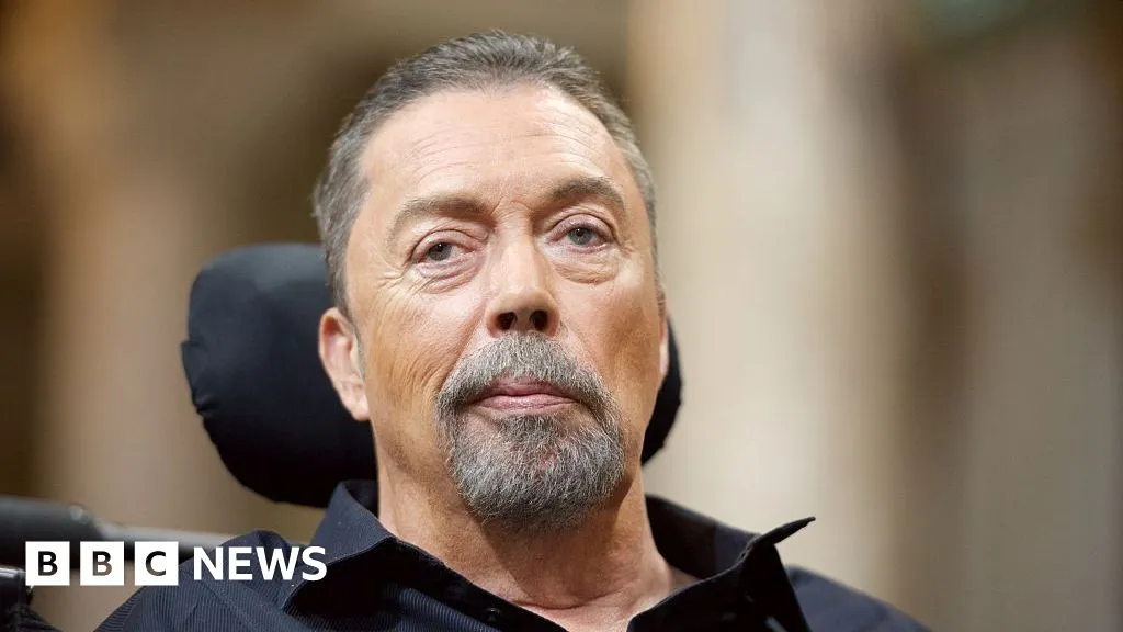 Rocky Horror star Tim Curry's cause of death revealed as coronary artery disease