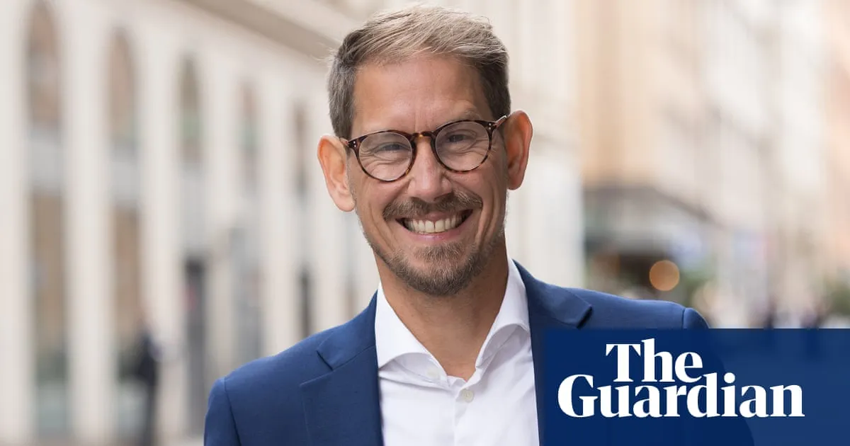 ‘We need a touch of humanity’: Swedish opposition pledges to help Britons facing deportation