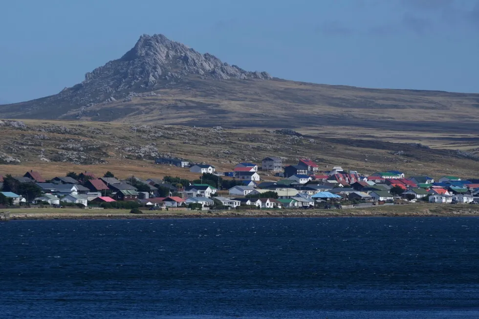 Trump raises doubts over support for Britain in Falklands dispute with Argentina