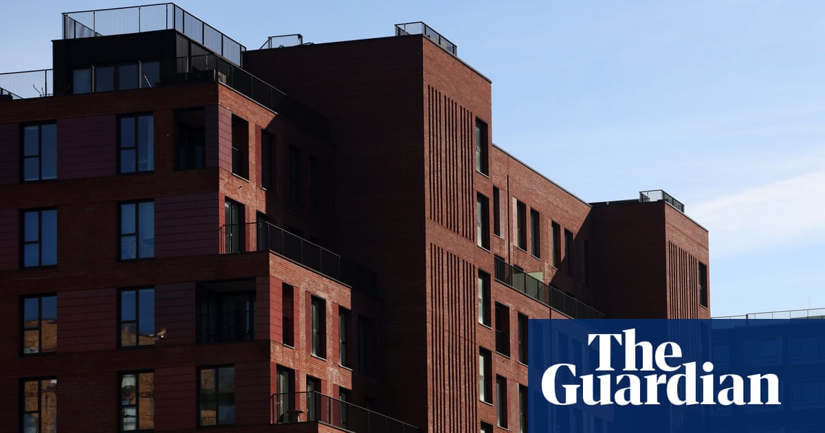 Leaseholders in England and Wales to have ground rent capped at £250 a year