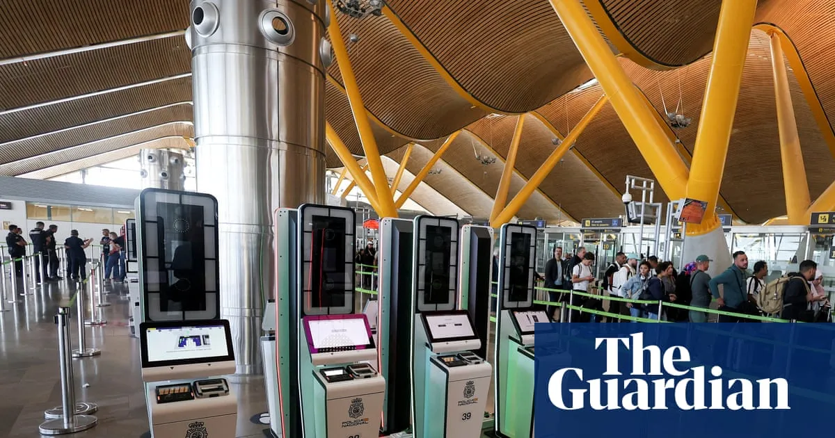 Travellers to EU face renewed queues as border-check flexibility rules expire