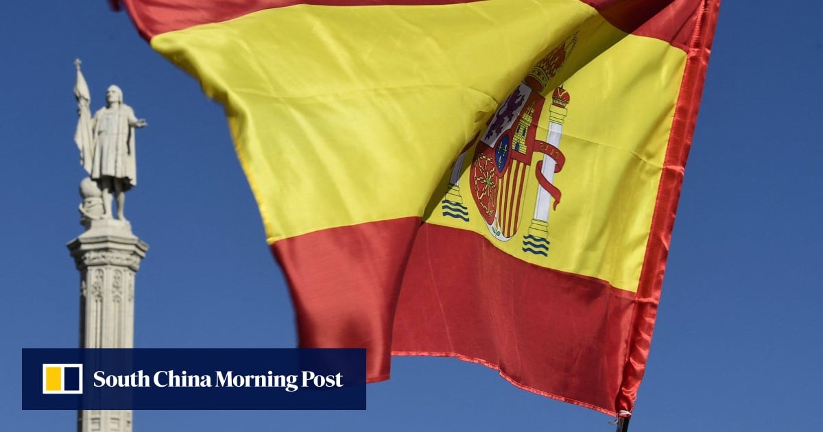 Spain to buck Trump trend and legalise thousands of migrants